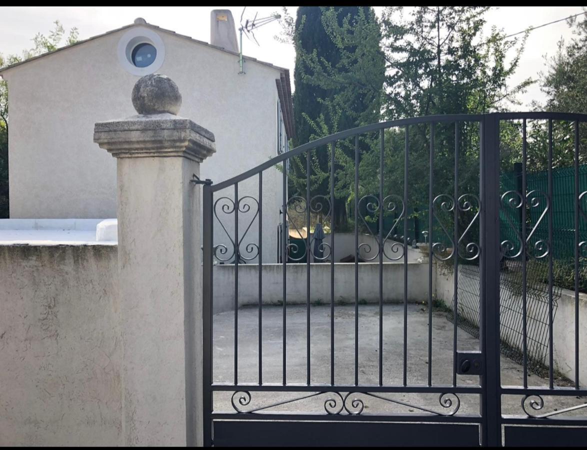 Allauch Village De Pagnol מראה חיצוני תמונה